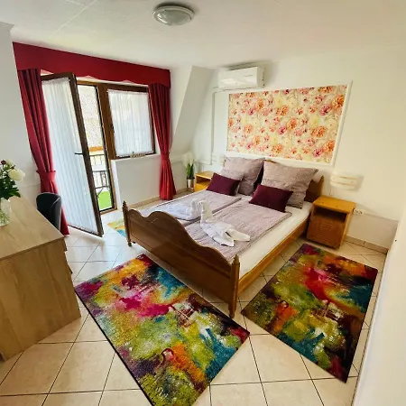 بيت ضيافة Peonia كيستاي